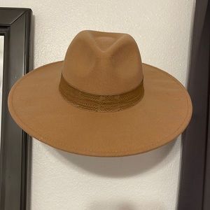 Brown felt wide brim Womens hat.